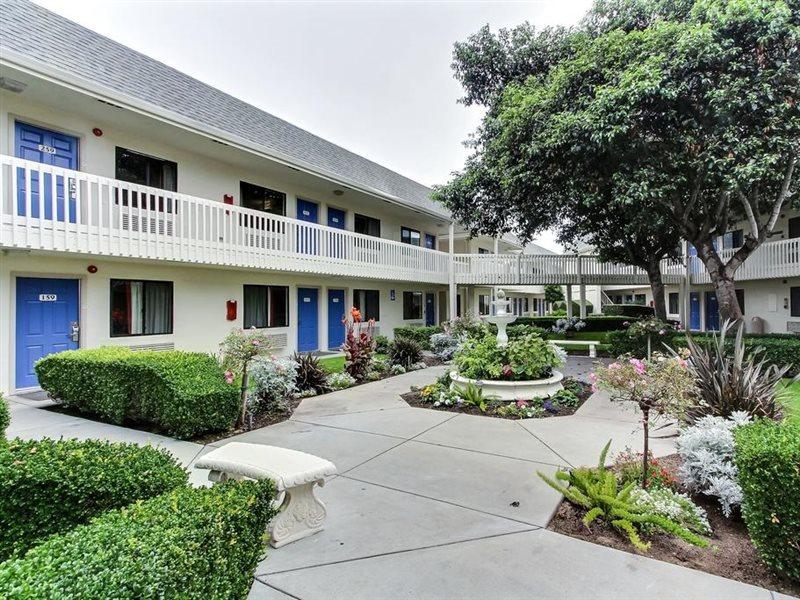 Motel 6-Marina, Ca - Monterey Εξωτερικό φωτογραφία