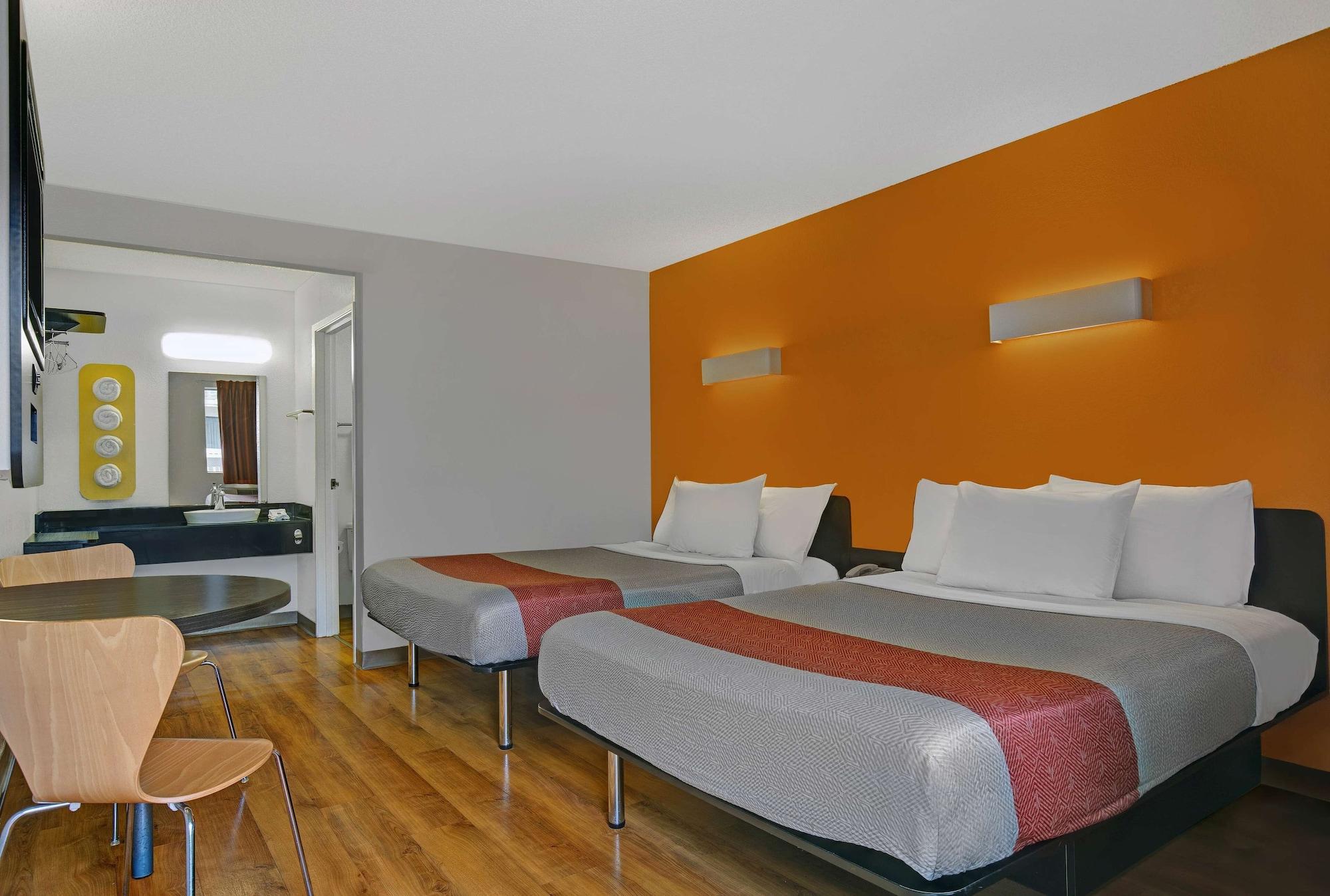 Motel 6-Marina, Ca - Monterey Εξωτερικό φωτογραφία