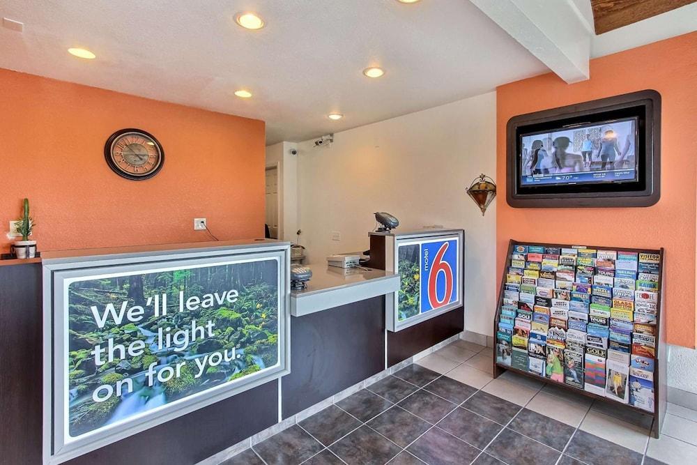Motel 6-Marina, Ca - Monterey Εξωτερικό φωτογραφία