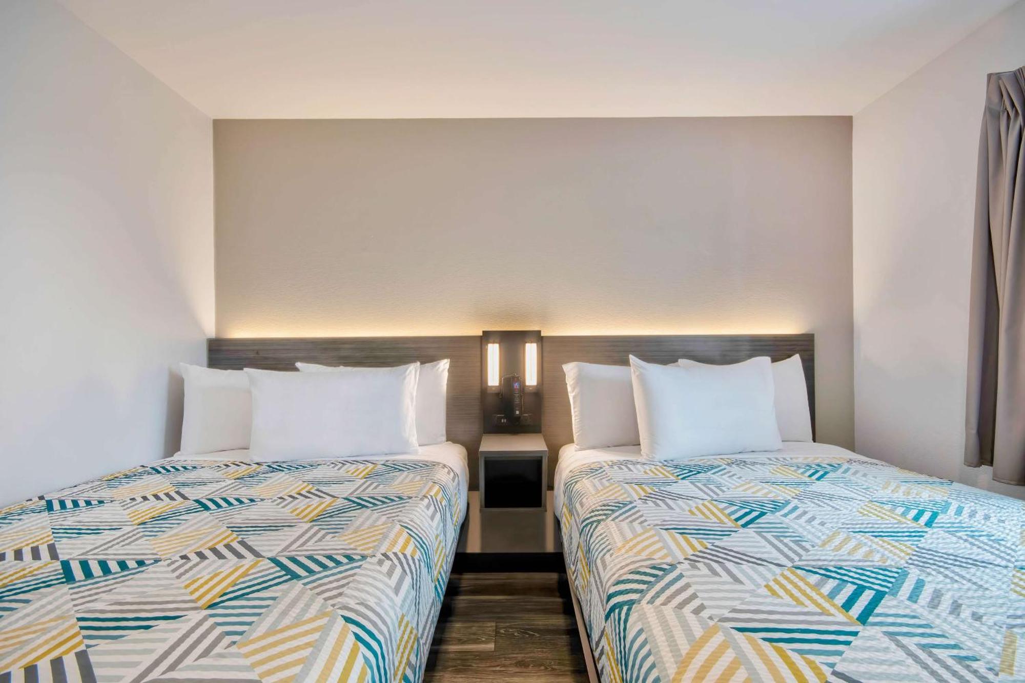 Motel 6-Marina, Ca - Monterey Εξωτερικό φωτογραφία